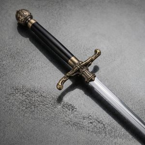 Von Arya Starks Nadel (Needle) inspiriertes Schwert mit Wolf-Wandhalter (Game of Thrones)